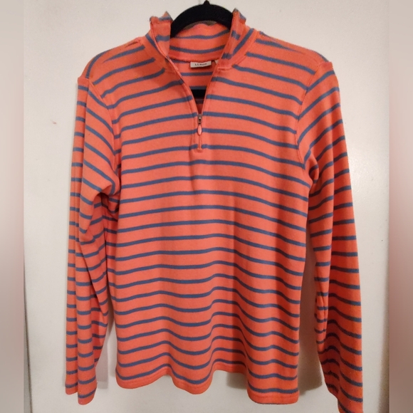 L.L.Bean quarter zip mock neck. - Picture 11 of 11